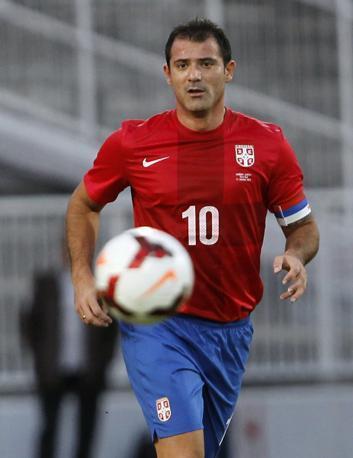 Dejan Stakovic lascia la Nazionale: per lui 103 presenze, un record. A Novi Sad la Serbia ha battuto in  amichevole  il Giappone di Zaccheroni  2-0. 